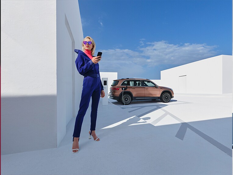 การเชื่อมต่อที่ดีที่สุดกับรถยนต์ Mercedes-Benz ของคุณ: แอป Mercedes me