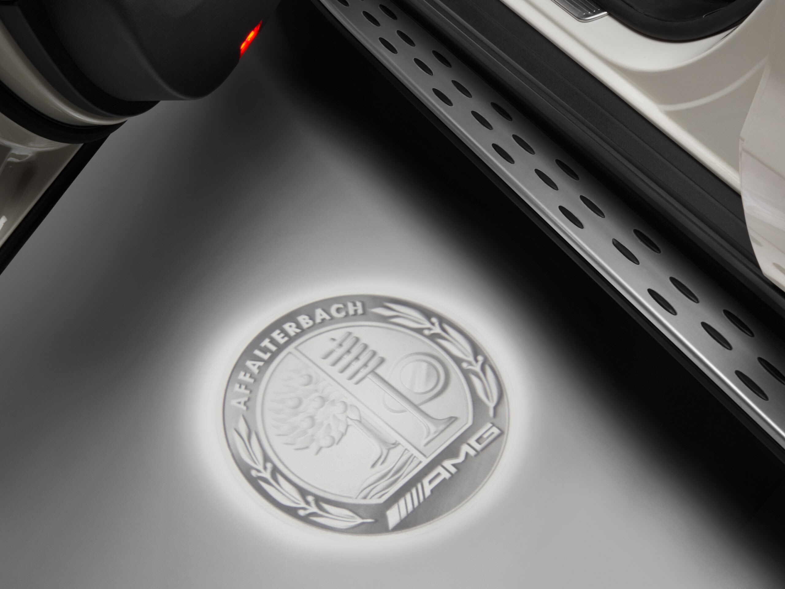 Technical Accessories | Mercedes-Benz