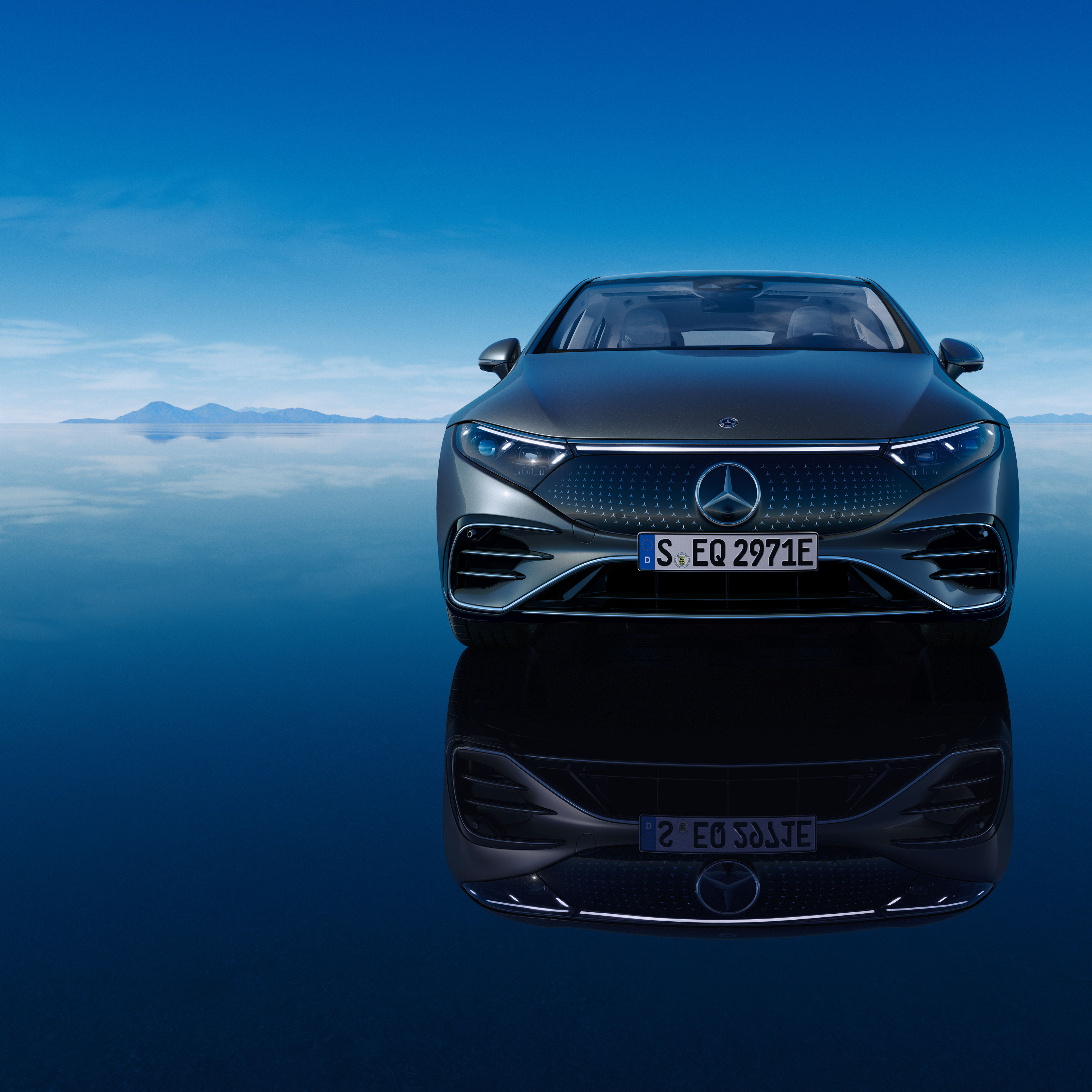 Leasing & Financing | EQS Saloon | Mercedes-Benz Front view of the EQS Saloon from Mercedes-Benz.