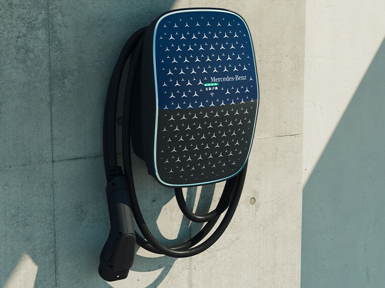 ชาร์จไฟอยู่ที่บ้านด้วย Mercedes-Benz Wallbox