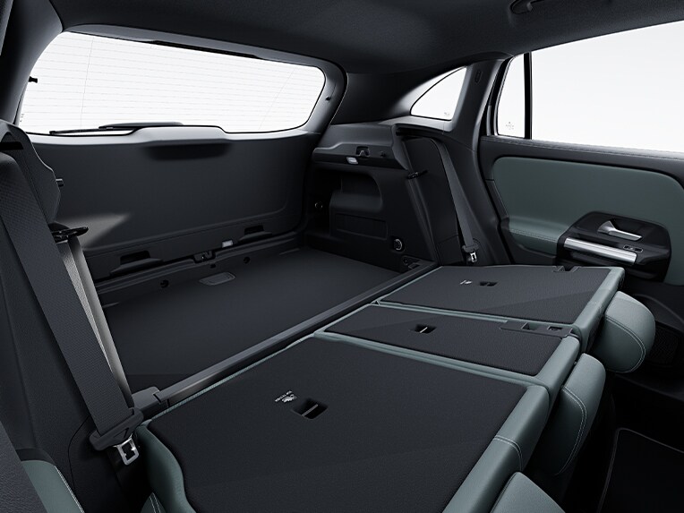 ที่นั่งด้านหลังแบบปรับได้ในรถยนต์ Mercedes-Benz GLA