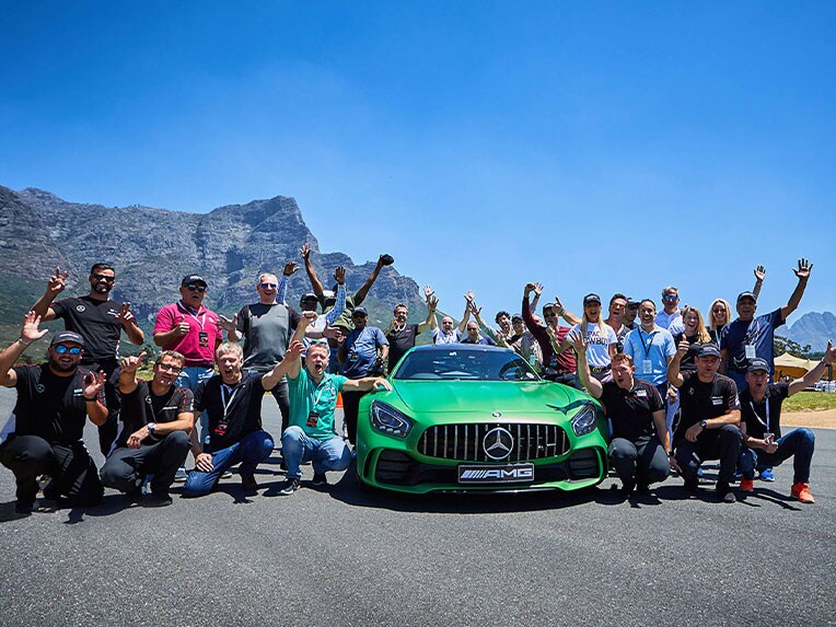 Mercedes-AMG GT R ในมุมมองช่วงหน้า