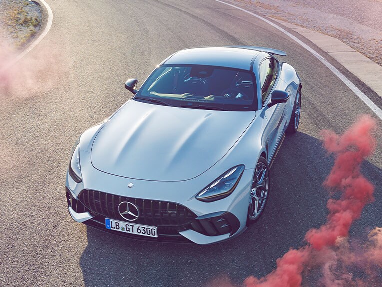 ภาพประกอบแสดงพลังของรถยนต์ Mercedes-AMG