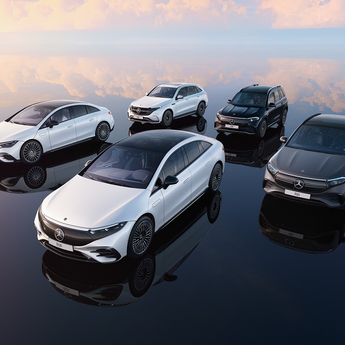 Various electric passenger car models from Mercedes-Benz standing side-by-side in fleets
