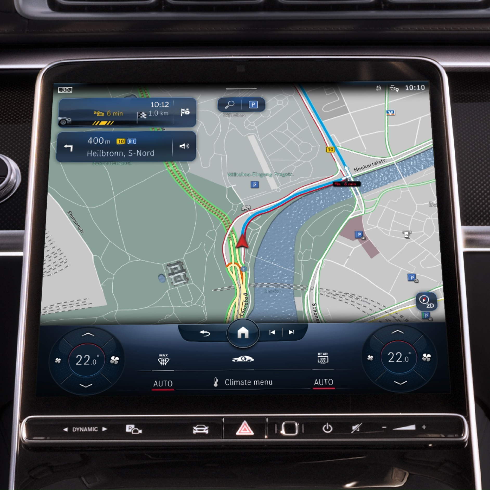 ระบบ Live Traffic Information ระบบมัลติมีเดีย MBUX จะแสดงอันตรายที่อาจเกิดขึ้นได้บนเส้นทางด้วยบริการเสริม Digital Extra ระบบ Car-to-X Communication