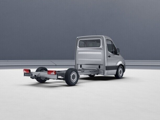 Sprinter Chassis Cab | Mercedes-Benz Vans
