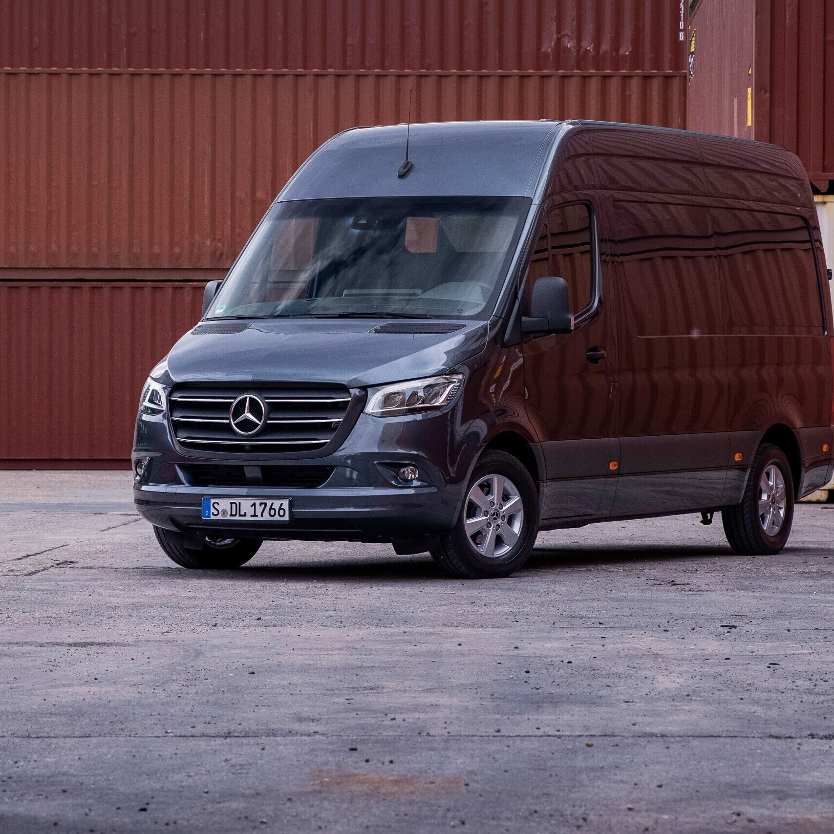 ซื้อ จัดไฟแนนซ์ ลิสซิ่งรถตู้บรรทุกแบบทึบ Sprinter: ข้อเสนอดีที่สุดของเราสำหรับรถตู้บรรทุกแบบทึบ Sprinter