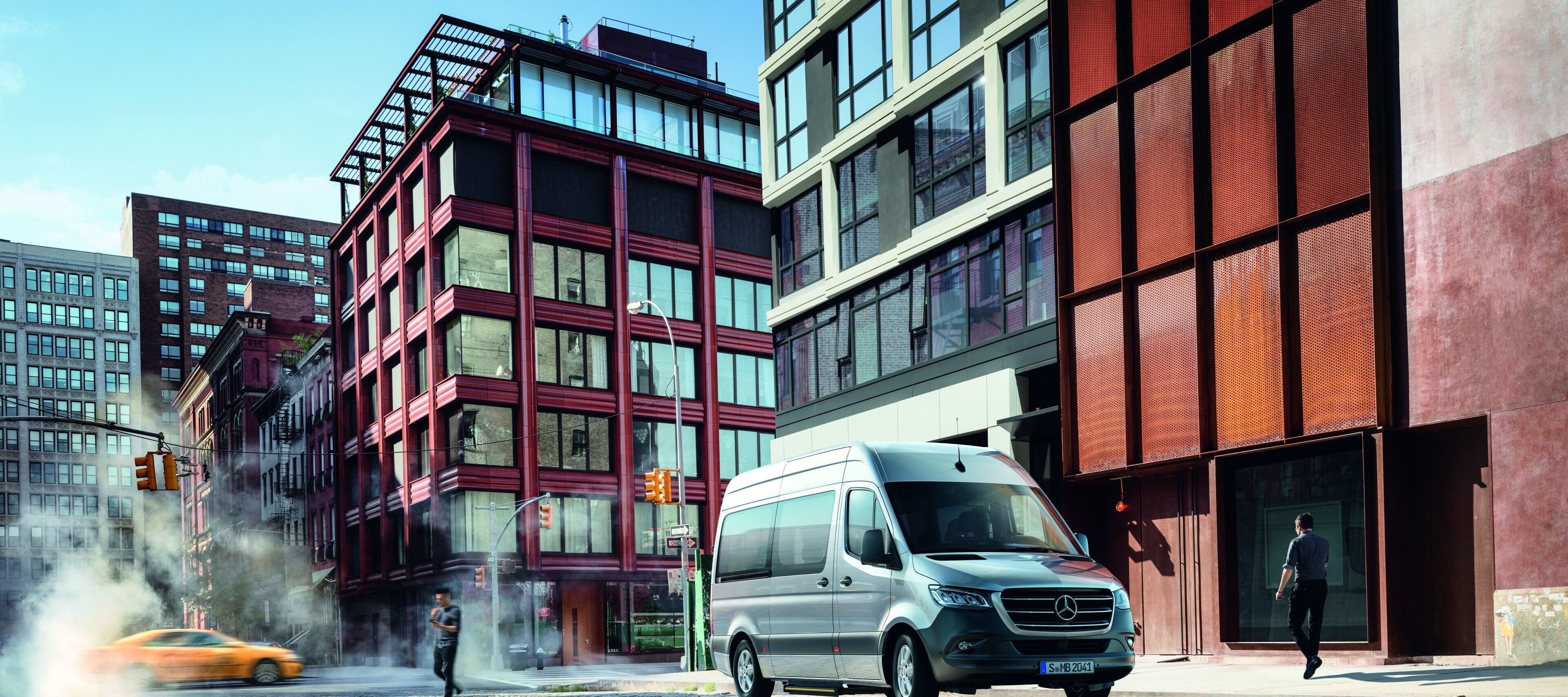 ลีสซิ่งและการจัดหาสินเชื่อ | รถตู้โดยสาร Sprinter รุ่น Tourer | รถตู้ Mercedes-Benz ซื้อ จัดหาสินเชื่อ และลีสซิ่งสำหรับรถตู้โดยสาร Sprinter รุ่น Tourer: ข้อเสนอที่ดีที่สุดของเราเกี่ยวกับรถตู้โดยสาร Sprinter รุ่น Tourer
