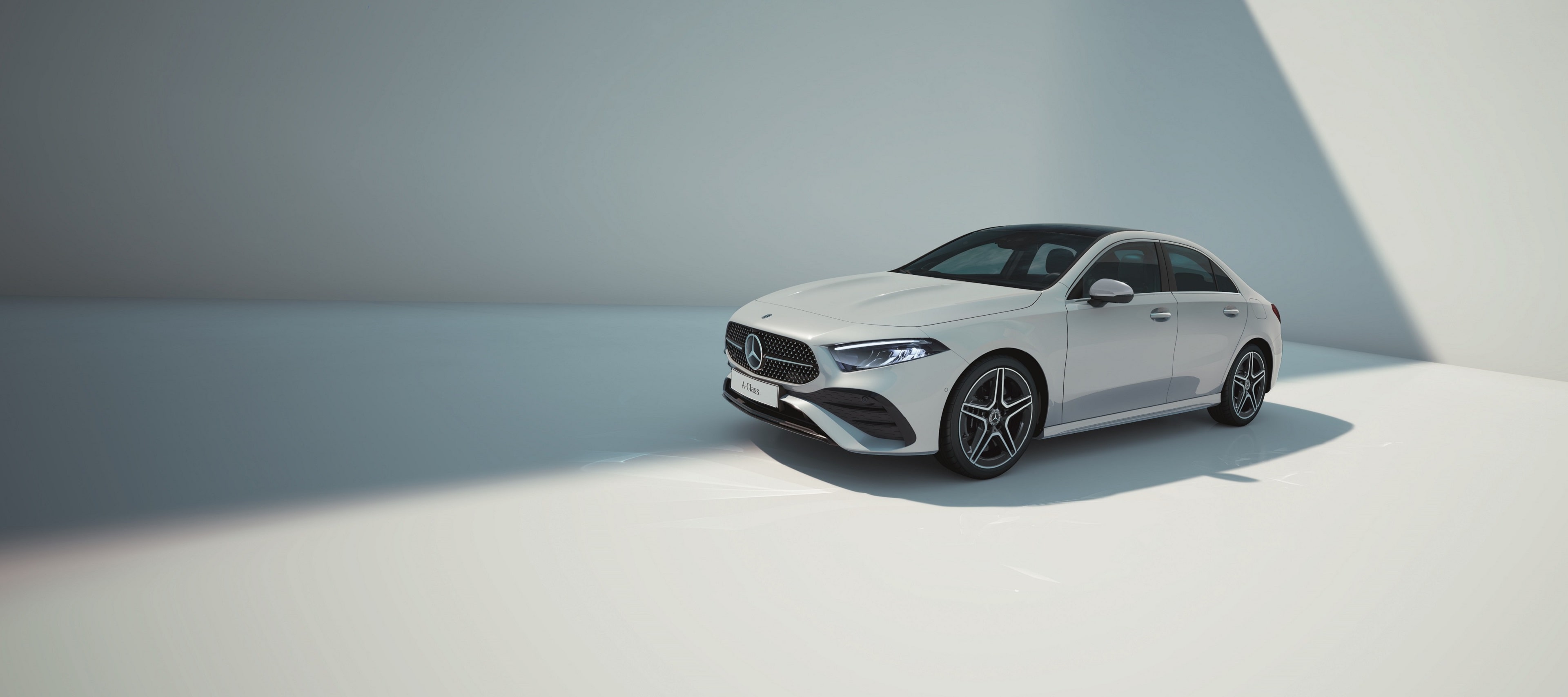 A-Class Saloon | เมอร์เซเดส-เบนซ์