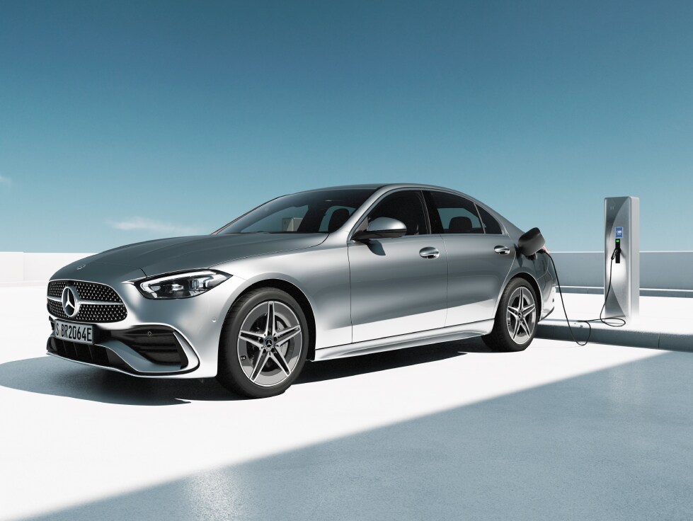 More comfort for your comfort zone. The C-Class Saloon