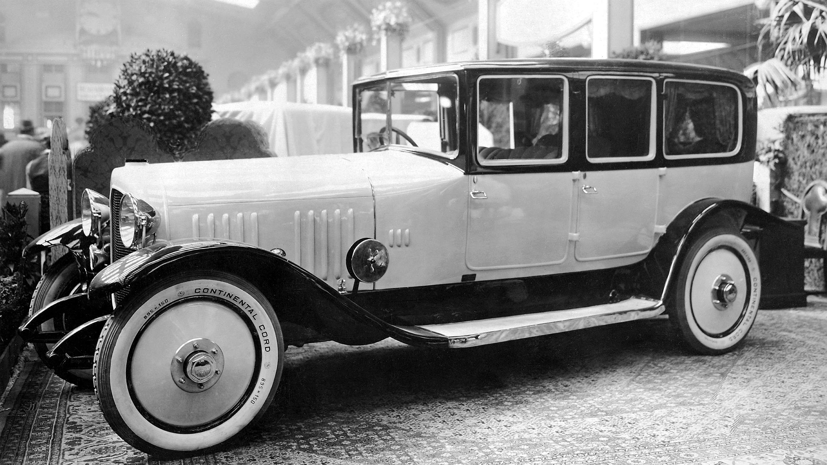 100 years on – why Mercedes-Maybach is the pinnacle of luxury and creative empowerment | Brand | Mercedes-Maybach 100 years Maybach Brand 2