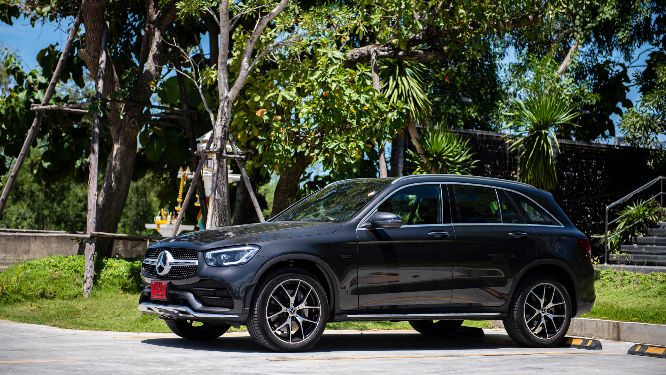 Charge to Change : ข่าวสาร | Charge to Change | เมอร์เซเดส-เบนซ์ KBAC : News